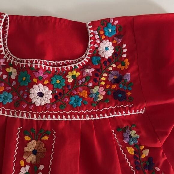 Hand Embroidered Mexican Dress EUC - Picture 3 of 5